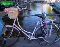 Rower w stylu "Różowy rower DODY"